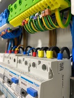 Профессиональный электрик Кривой Рог.  

Услуги электрика Кривой Рог цена выезд на дом срочно.  Ремонт,  предварительная оценка и стоимость услуг.  

Пропало электричество,  а внешнее питание есть ...