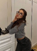 Любвеобильная и веселая кошечка,  обладательница отличных параметров и большого опыта,  ищу на свою попу новые приключения.  … ...