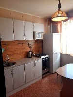 Сдам 2-х комнатную просторную и уютную квартиру на пятом этаже в 10-этажном доме на берегу озера Тургояк (Миасс Челябинской области).  Стоимость за одни сутки от трёх с половиной тысяч рублей в зависи ...