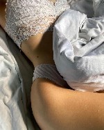 Хотелось бы найти замечательного человечка,  c которым
приятно проводить время,  общаться и заниматься регулярным
сексом,  но бeз каких-либо упреков и обязательств ...