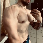 Люблю грубое общение,  доминировать,  наказывать в сексуальном плане! Если тебе такое нравится жду тебя в телеге,  на такое общение! У меня есть чем тебя позабавить и наказать онлайн.  Мой тг @bosskon ...